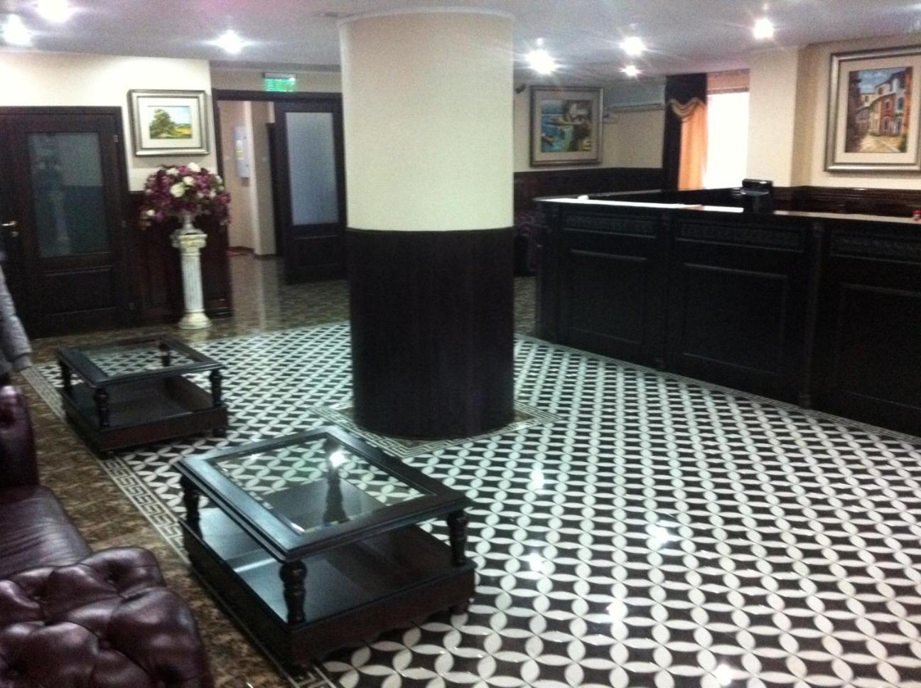 Hotel Baden กาลาราช ภายนอก รูปภาพ