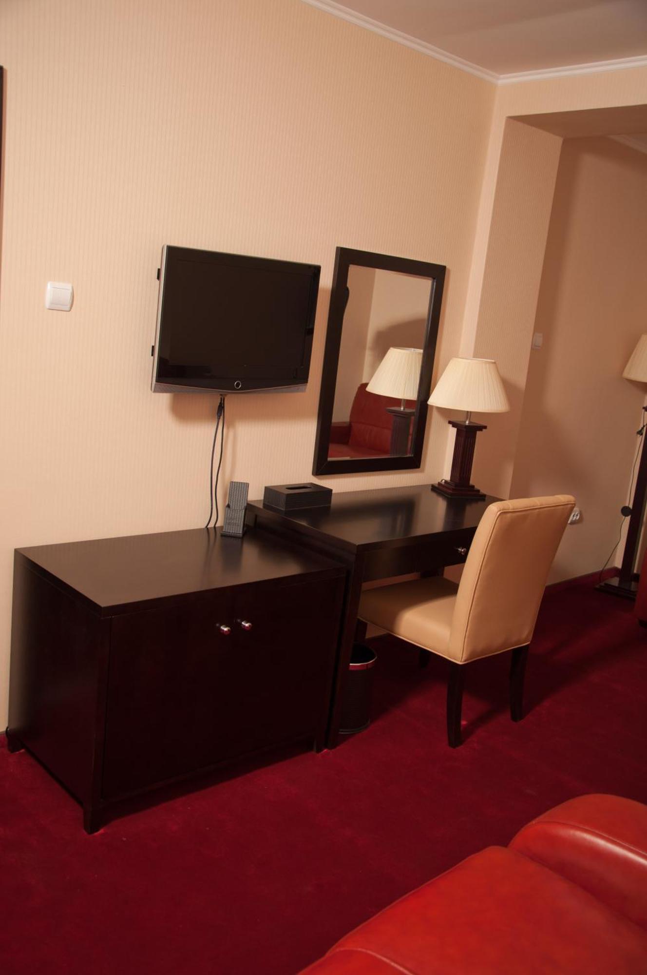 Hotel Baden กาลาราช ภายนอก รูปภาพ